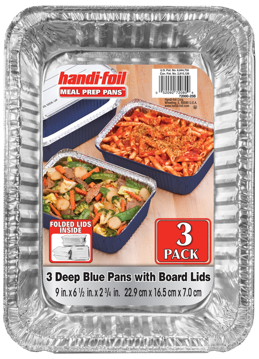 Close-up of Handi-foil packaging label on an aluminum oblong pan showing food photos and a red 3 pack badge