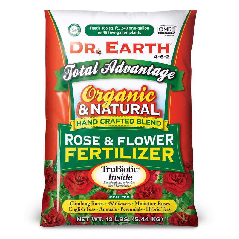 Front of a Dr. Earth Total Advantage Rose & Flower fertilizer bag with bold organic branding and rose graphics